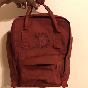 fjallraven kanken mini backpack